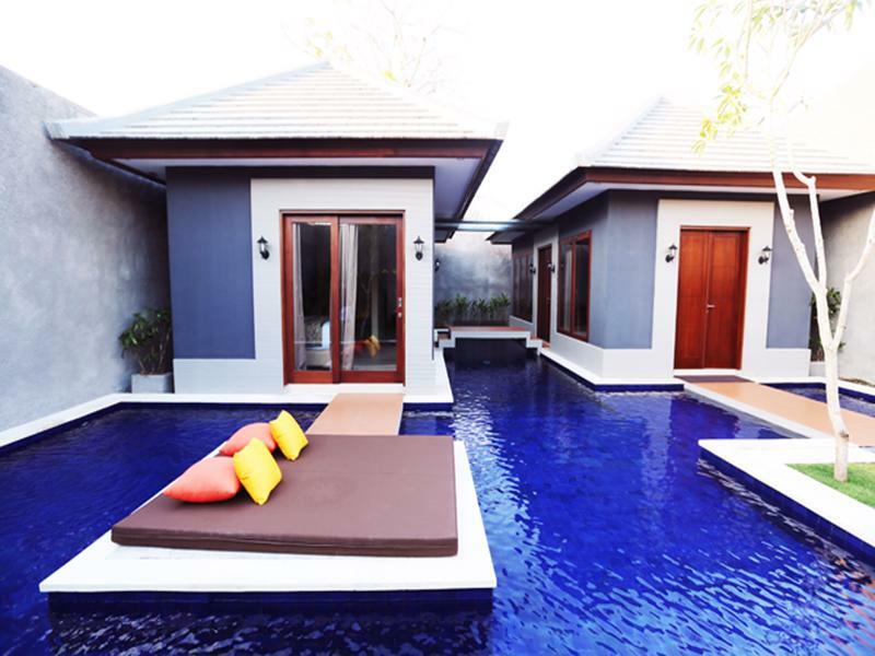 Luxotic Private And *